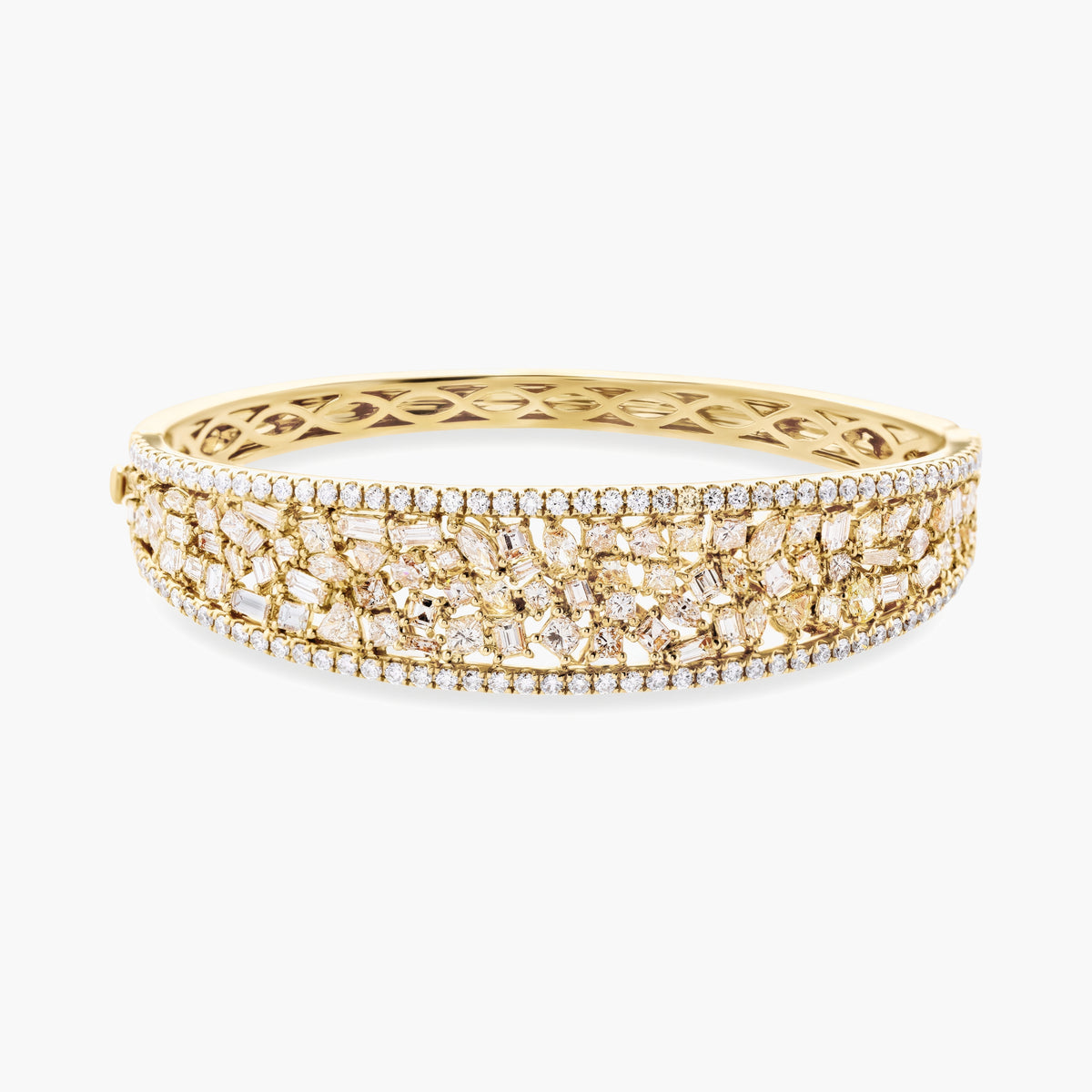 Graduated diamond bangle 2
